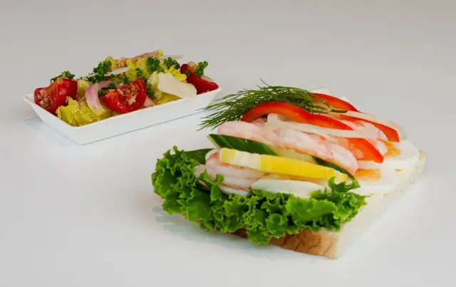 Open-faced sandwich: egg & shrimp - DKK 85